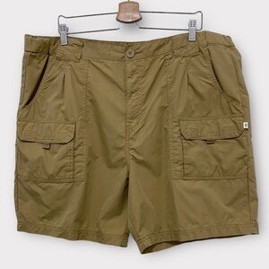Magellan Outdoors Mens Tan Khaki Cargo Shorts Size 42